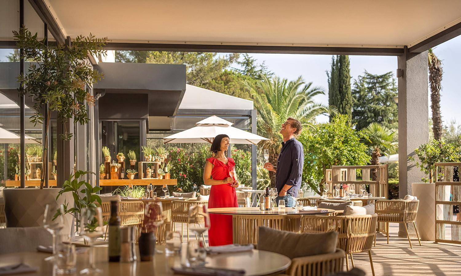 Aminess Vival Maestral Hotel Novigrad  ภายนอก รูปภาพ