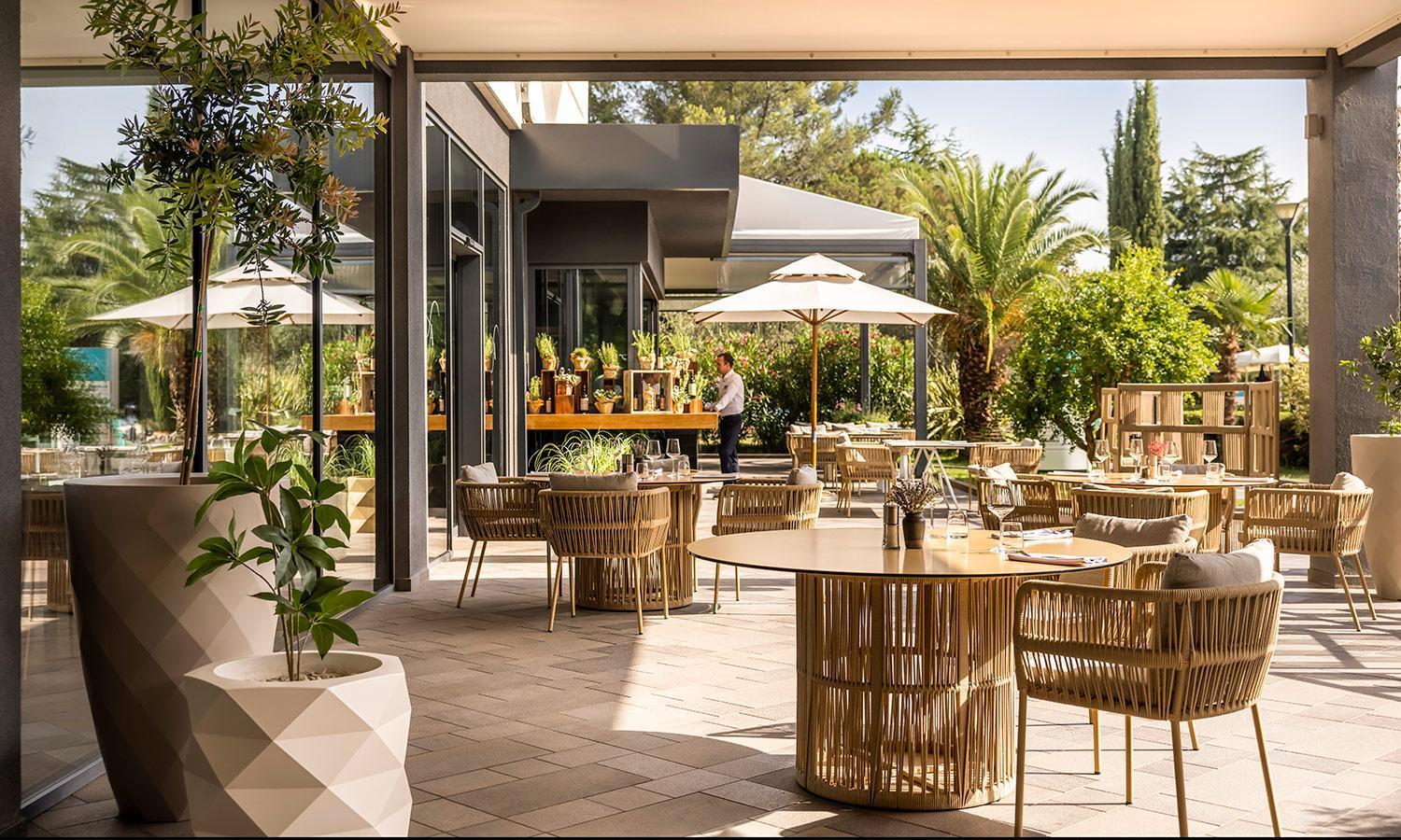 Aminess Vival Maestral Hotel Novigrad  ภายนอก รูปภาพ